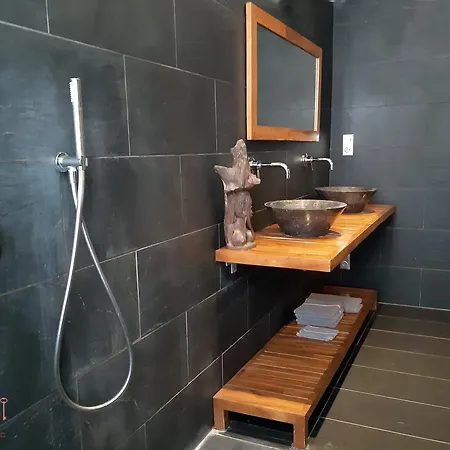 Centre-ville 117m2 - Grande Terrasse - 2 - 2 Grand Lits - 1 Canape Lit * Aurillac